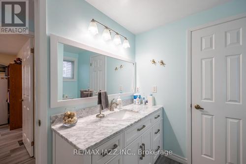 213 Wilmot Trail, Clarington (Bowmanville), ON - Indoor Photo Showing Bathroom