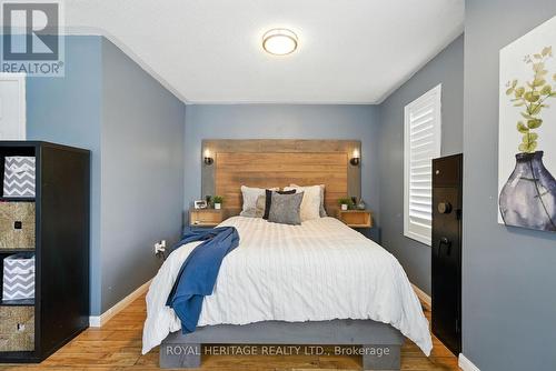 337 Ferndale Drive S, Barrie (Ardagh), ON - Indoor Photo Showing Bedroom