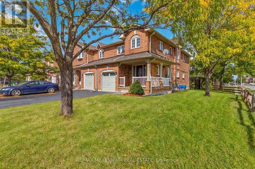 71 MANETT CRESCENT  Brampton, ON L6X 4X5