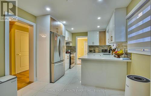 4322 Shelby Crescent, Mississauga, ON - Indoor