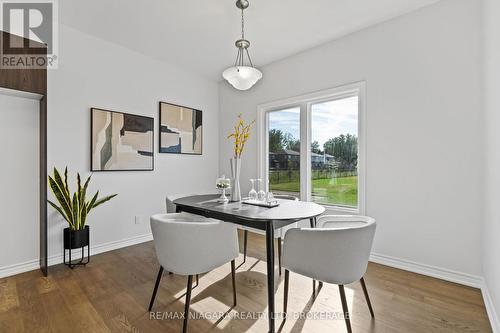 219 Wells Avenue, Fort Erie (Ridgeway), ON - Indoor Photo Showing Dining Room