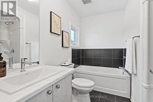 219 Wells Avenue, Fort Erie (Ridgeway), ON - Indoor Photo Showing Bathroom