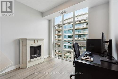 2317 - 65 East Liberty Street, Toronto, ON - Indoor Photo Showing Office