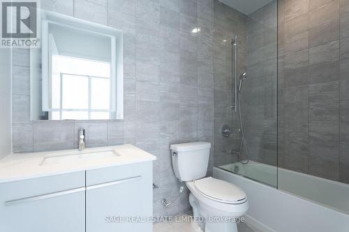 2903 - 8 Cumberland Street, Toronto, ON - Indoor Photo Showing Bathroom
