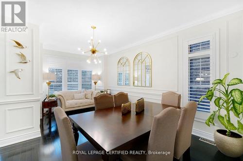 421 Stringer Circle, Milton, ON - Indoor Photo Showing Dining Room