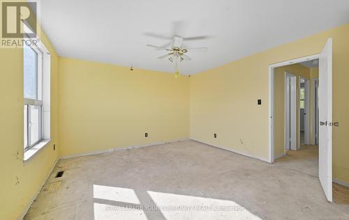 10 Village Green Way, Toronto, ON - Indoor Photo Showing Other Room