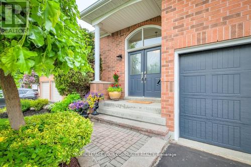 503 Silken Laumann Drive, Newmarket, ON - Outdoor With Exterior