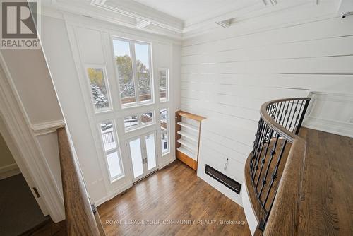 2 Poplar Drive, Richmond Hill, ON - Indoor Photo Showing Other Room