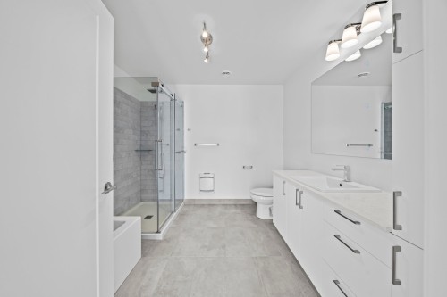 Bathroom - 201-5961 Boul. René-Lévesque, Sherbrooke (Brompton/Rock Forest/Saint-Élie/Deauville), QC - Indoor Photo Showing Bathroom