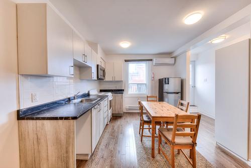 Kitchen - 3-2311 Rue Ontario E., Montréal (Ville-Marie), QC - Indoor Photo Showing Kitchen