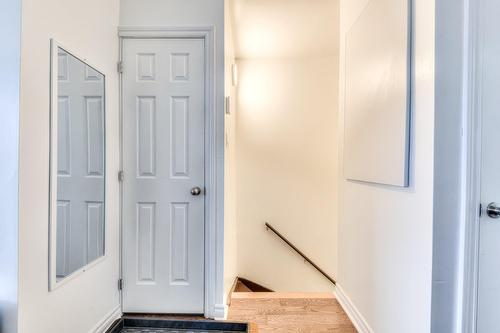 Hall - 3-2311 Rue Ontario E., Montréal (Ville-Marie), QC - Indoor Photo Showing Other Room