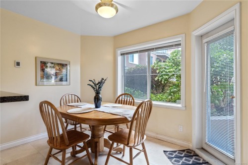 102-405 Quebec St, Victoria, BC - Indoor Photo Showing Dining Room