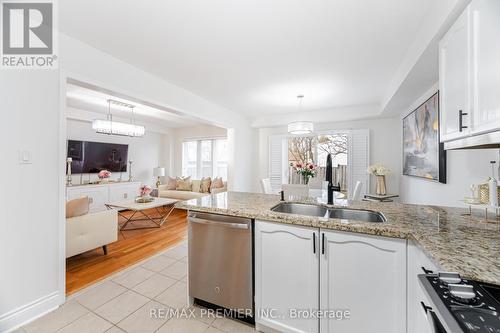 117 Professor Day Drive, Bradford West Gwillimbury, ON - Indoor Photo Showing Kitchen With Double Sink