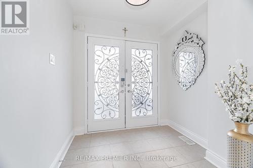 117 Professor Day Drive, Bradford West Gwillimbury, ON - Indoor Photo Showing Other Room