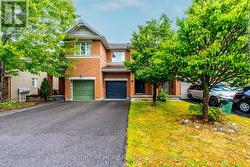 241 BADGELEY AVENUE  Ottawa, ON K2T 0A7