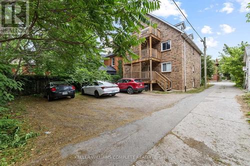220 Caroline Street S, Hamilton, ON - Outdoor