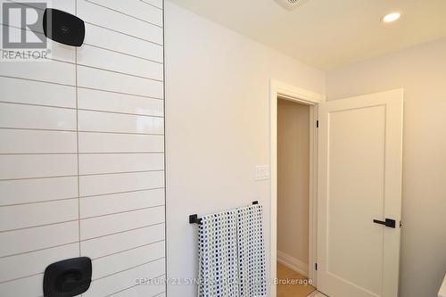 32 - 660 Hochelaga Street, Ottawa, ON - Indoor