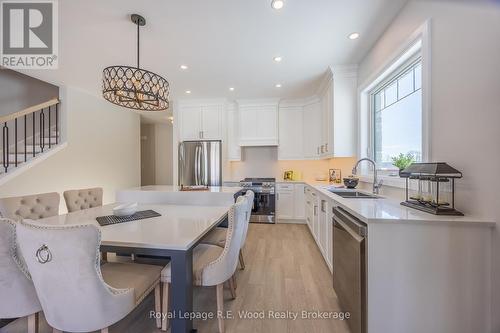 15 Greenhill Drive, Tillsonburg, ON - Indoor