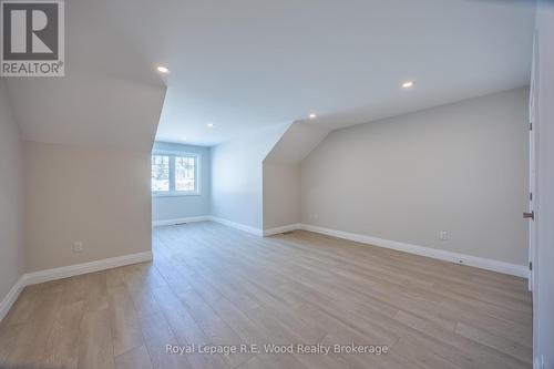 15 Greenhill Drive, Tillsonburg, ON - Indoor Photo Showing Other Room