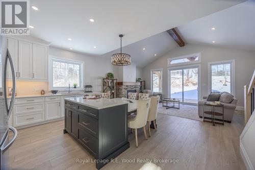 15 Greenhill Drive, Tillsonburg, ON - Indoor