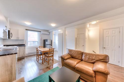 Kitchen - 3-2313 Rue Ontario E., Montréal (Ville-Marie), QC - Indoor Photo Showing Other Room