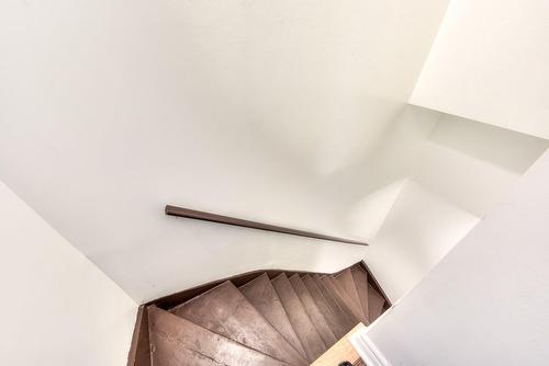 Staircase - 3-2313 Rue Ontario E., Montréal (Ville-Marie), QC - Indoor Photo Showing Other Room