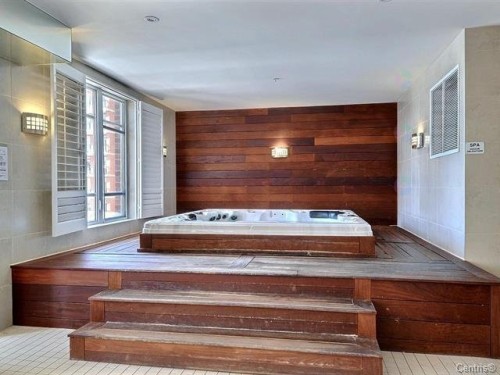 Spa - 514-2160 Av. Terry-Fox, Laval (Chomedey), QC - Indoor Photo Showing Other Room