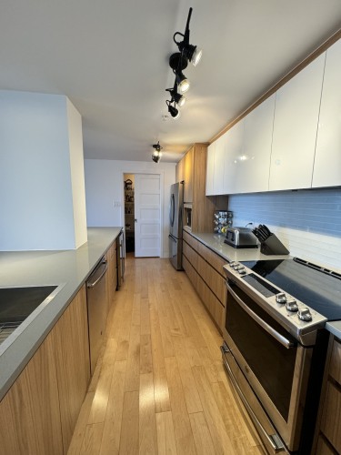 Cuisine - 514-2160 Av. Terry-Fox, Laval (Chomedey), QC - Indoor Photo Showing Kitchen