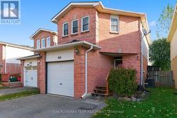 312 SHEFFIELD COURT  Oshawa, ON L1J 8J3