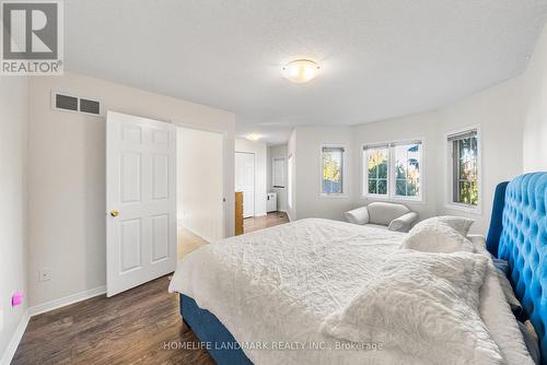 200 Fallingbrook Street, Whitby, ON - Indoor Photo Showing Bedroom