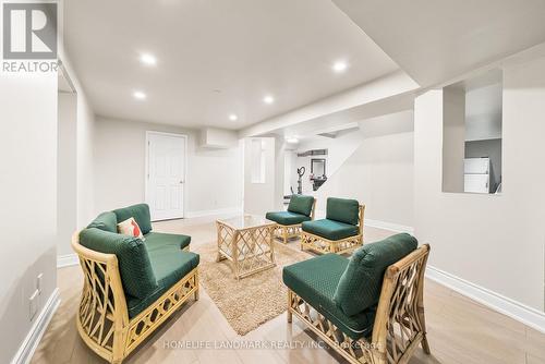 200 Fallingbrook Street, Whitby, ON - Indoor