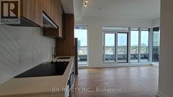 615 - 1037 THE QUEENSWAY  Toronto, ON M8Z 6C7