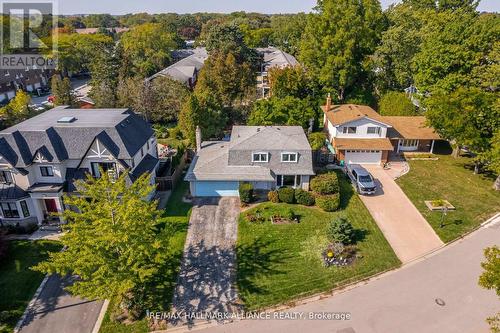2033 Water'S Edge Drive, Oakville, ON - Outdoor