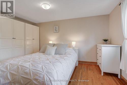 2033 Water'S Edge Drive, Oakville, ON - Indoor Photo Showing Bedroom