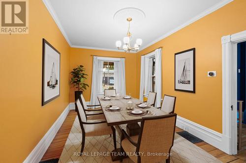 This photograph has been virtually staged. - 6722 Rideau Valley Drive S, Ottawa, ON - Indoor