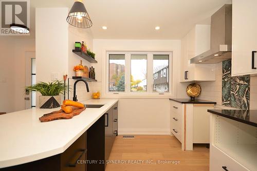 34 - 660 Hochelaga Street, Ottawa, ON - Indoor Photo Showing Kitchen