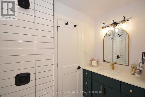 34 - 660 Hochelaga Street, Ottawa, ON - Indoor Photo Showing Bathroom