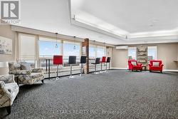 Lots of space to host your next party! - 