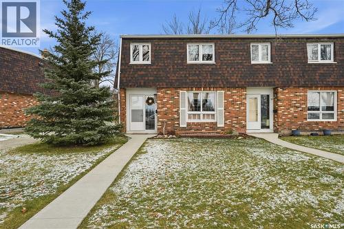 72 OAKVIEW DRIVE  Regina, SK S4R 0E4