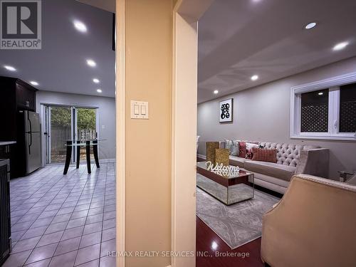 69 Pennsylvania Avenue, Brampton, ON - Indoor Photo Showing Other Room