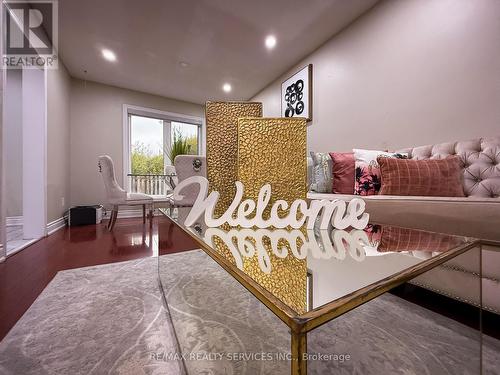 69 Pennsylvania Avenue, Brampton, ON - Indoor Photo Showing Other Room