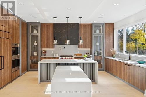 1362 Sedgewick Crescent, Oakville, ON - Indoor Photo Showing Kitchen