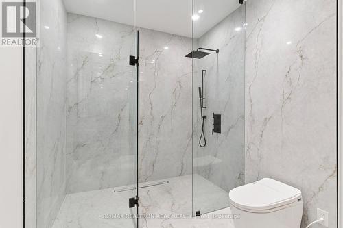 1362 Sedgewick Crescent, Oakville, ON - Indoor Photo Showing Bathroom