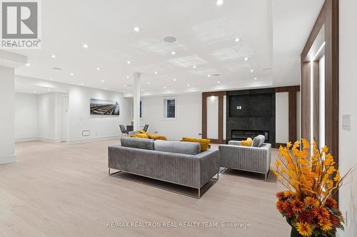 1362 Sedgewick Crescent, Oakville, ON - Indoor