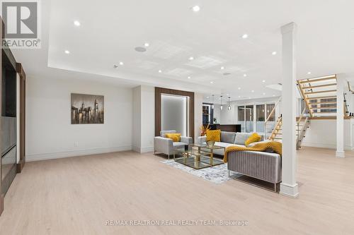 1362 Sedgewick Crescent, Oakville, ON - Indoor Photo Showing Other Room