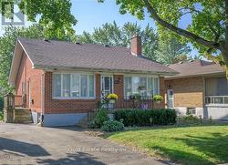 MAIN FLOOR - 619 ROSS STREET  London East, ON N5Y 3V8