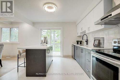 160 Letitia Street, Barrie, ON - Indoor Photo Showing Kitchen