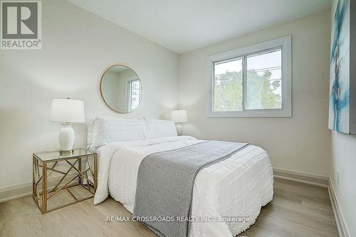 160 Letitia Street, Barrie, ON - Indoor Photo Showing Bedroom