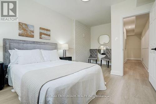 160 Letitia Street, Barrie, ON - Indoor Photo Showing Bedroom