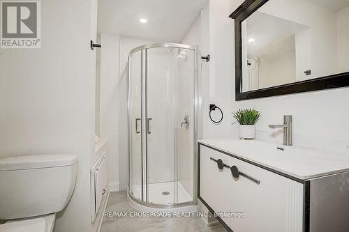 160 Letitia Street, Barrie, ON - Indoor Photo Showing Bathroom
